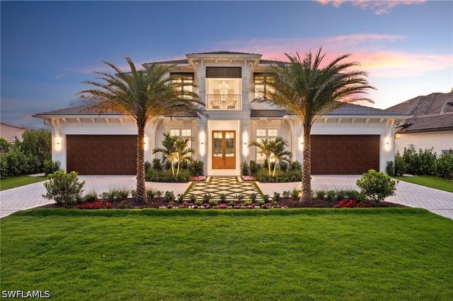 809 Wedge DR, Naples, FL 34103