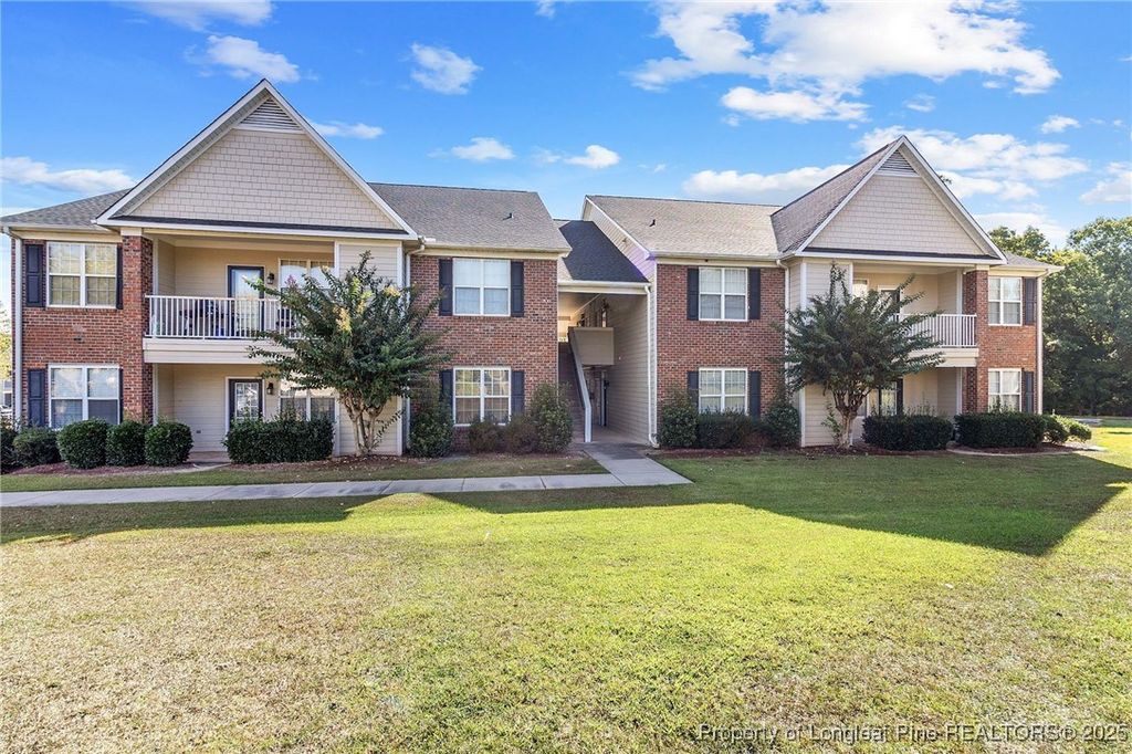 656 Brandermill Road 201, Fayetteville, NC 28314