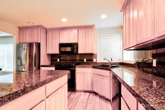 23924 SE 139th Place, Kent, WA 98042