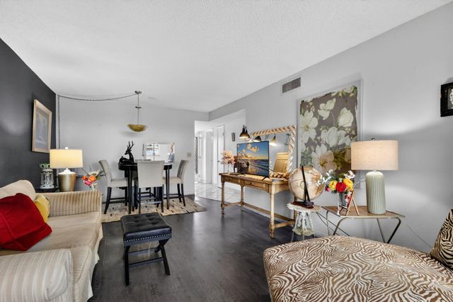 330 NE 26th Avenue 4030, Boynton Beach, FL 33435