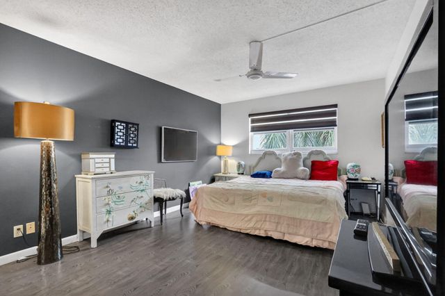 330 NE 26th Avenue 4030, Boynton Beach, FL 33435