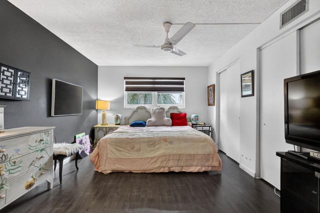 330 NE 26th Avenue 4030, Boynton Beach, FL 33435