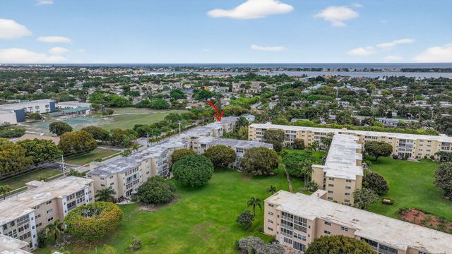 330 NE 26th Avenue 4030, Boynton Beach, FL 33435