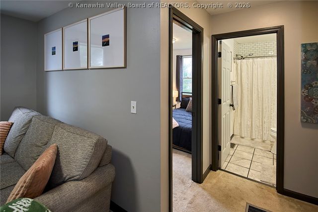 206 Henson Avenue, South Charleston, WV 25303