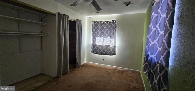 39 GIRARD AVE, Sicklerville, NJ 08081