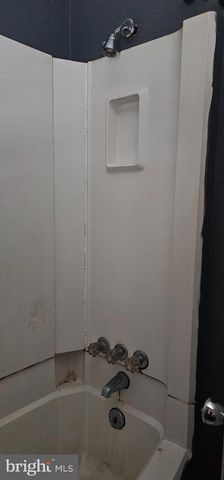 39 GIRARD AVE, Sicklerville, NJ 08081