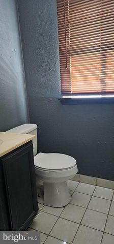 39 GIRARD AVE, Sicklerville, NJ 08081