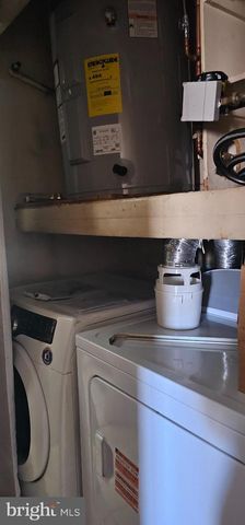 39 GIRARD AVE, Sicklerville, NJ 08081