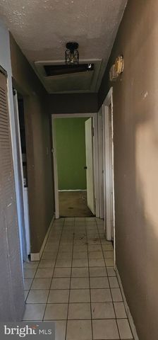 39 GIRARD AVE, Sicklerville, NJ 08081