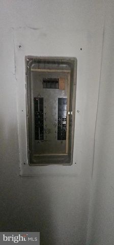 39 GIRARD AVE, Sicklerville, NJ 08081