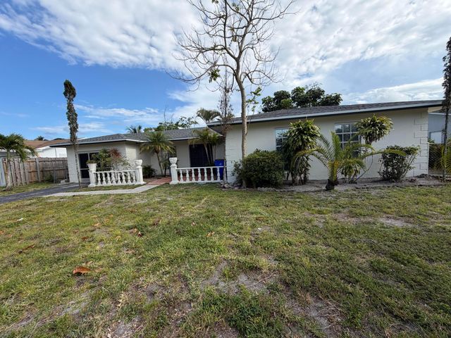 6260 SW 6th Street, Margate, FL 33068