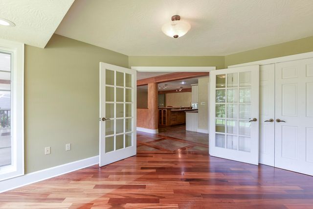 2006 W Broadway Street, West Plains, MO 65775