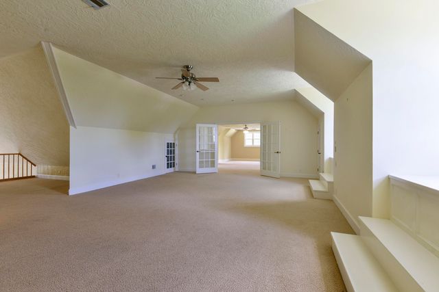 2006 W Broadway Street, West Plains, MO 65775