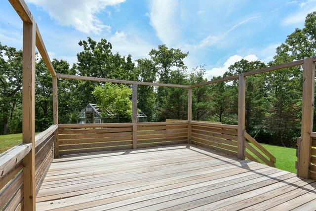 2006 W Broadway Street, West Plains, MO 65775