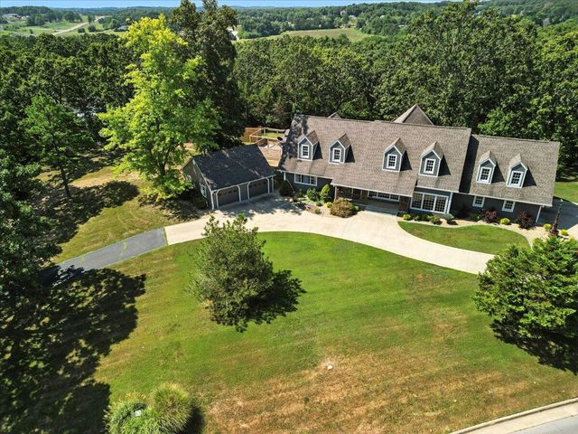 2006 W Broadway Street, West Plains, MO 65775