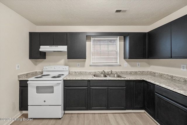 1351 S 20th St, Louisville, KY 40210