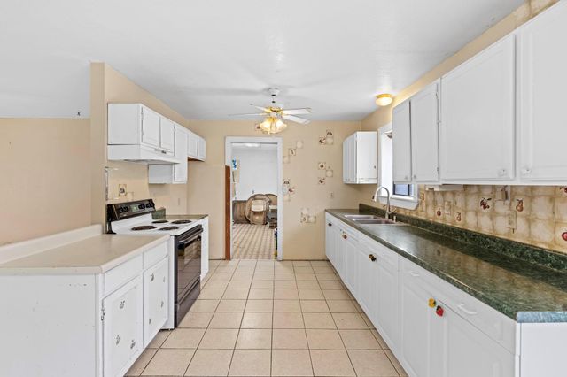 311 Leslie DR, Kerrville, TX 78028