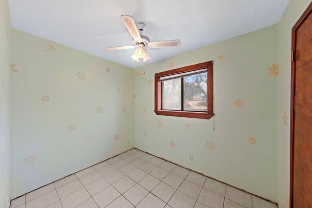 311 Leslie DR, Kerrville, TX 78028