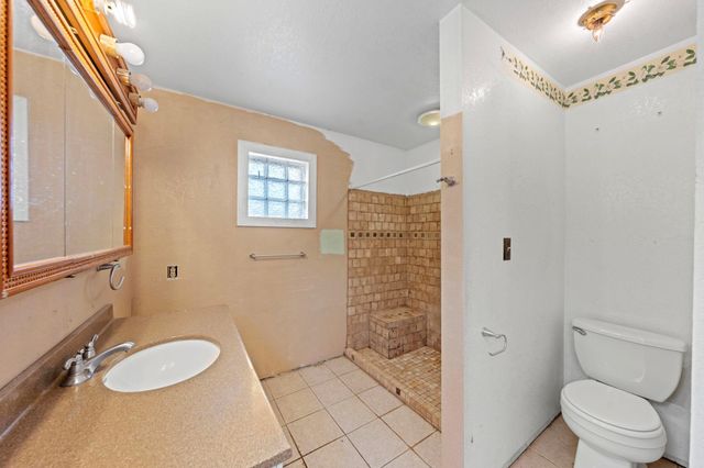 311 Leslie DR, Kerrville, TX 78028