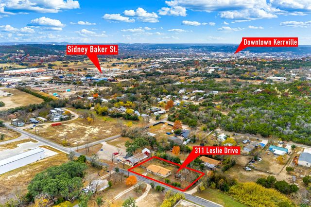 311 Leslie DR, Kerrville, TX 78028