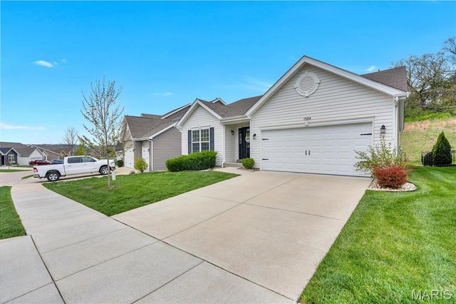 1534 Cascade Lane, Eureka, MO 63025