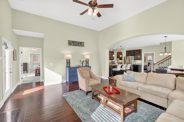 6062 Yellowstone Dr, Nolensville, TN 37135