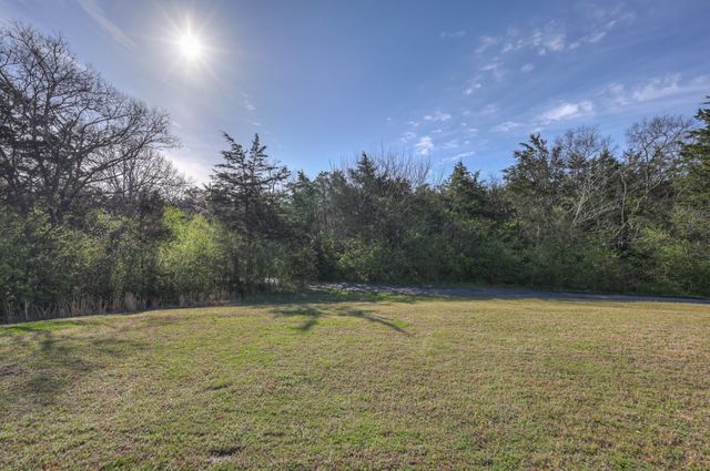 6062 Yellowstone Dr, Nolensville, TN 37135