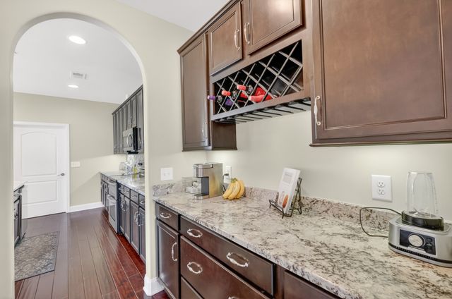 6062 Yellowstone Dr, Nolensville, TN 37135