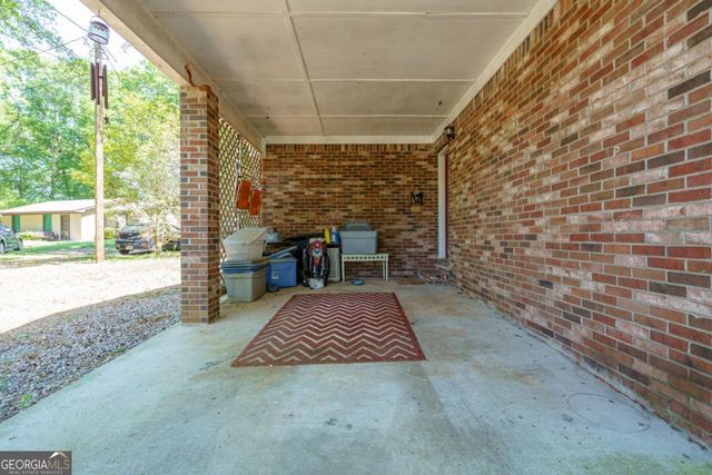 361 Wildcat Bridge Road, Royston, GA 30662
