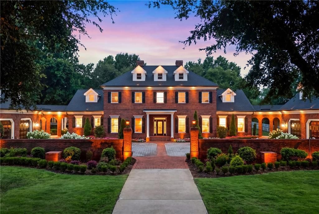 Image 1 of property listing at 555 Tullamore Way, Milton, GA 30004