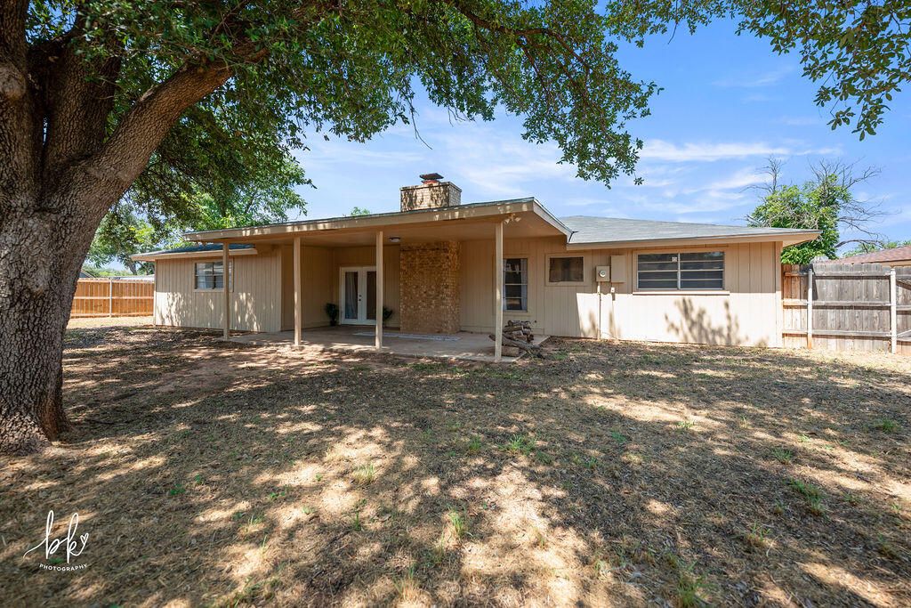 Image 19 of property listing at 3609 Old Post Court, San Angelo, TX 76904