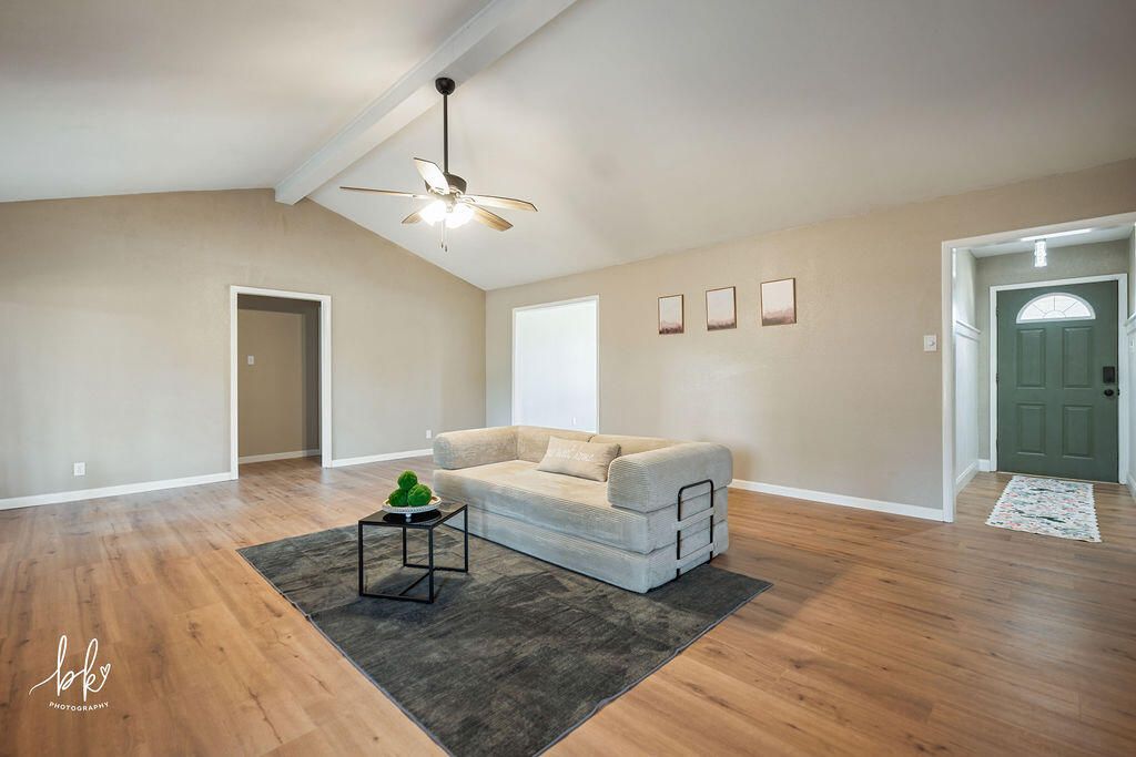 Image 4 of property listing at 3609 Old Post Court, San Angelo, TX 76904
