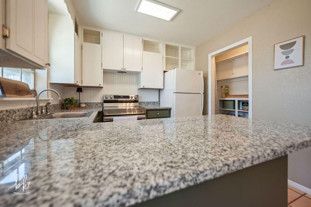 Image 8 of property listing at 3609 Old Post Court, San Angelo, TX 76904