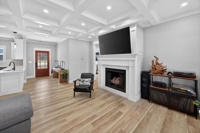 21 Destineys Way, Gruetli Laager, TN 37339