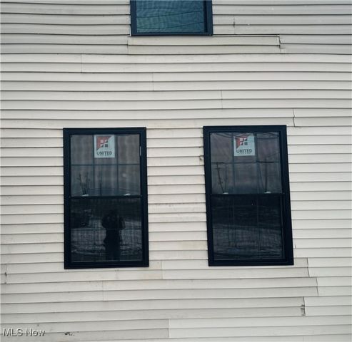 2103 Henry Avenue SW, Canton, OH 44706