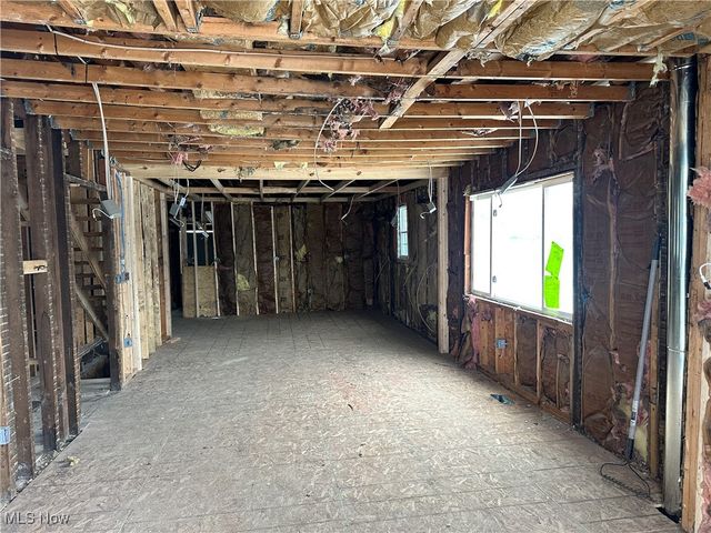 2103 Henry Avenue SW, Canton, OH 44706