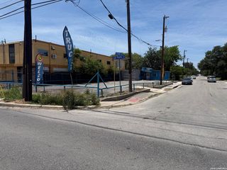 5515 San Pedro, San Antonio, TX 78212