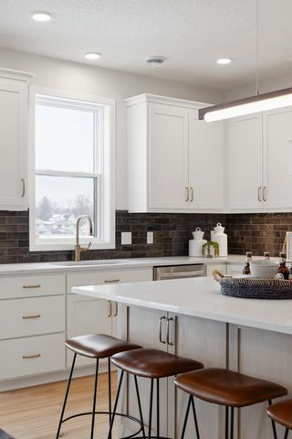 10937 37th Street N, Lake Elmo, MN 55042