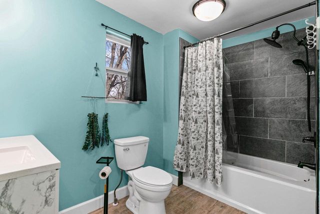 W882 Hyacinth ROAD, Genoa City, WI 53128