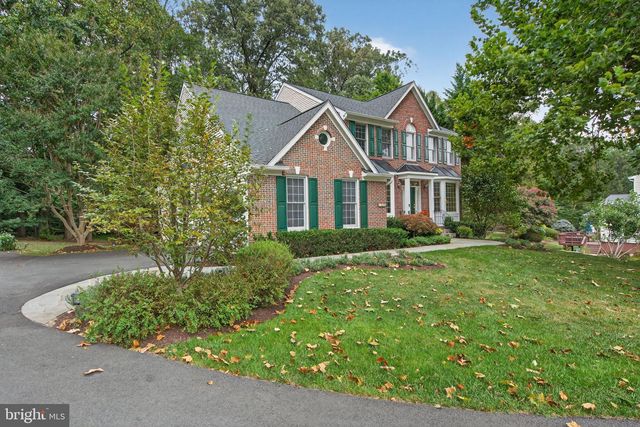 6408 JUMET CT, Fairfax Station, VA 22039
