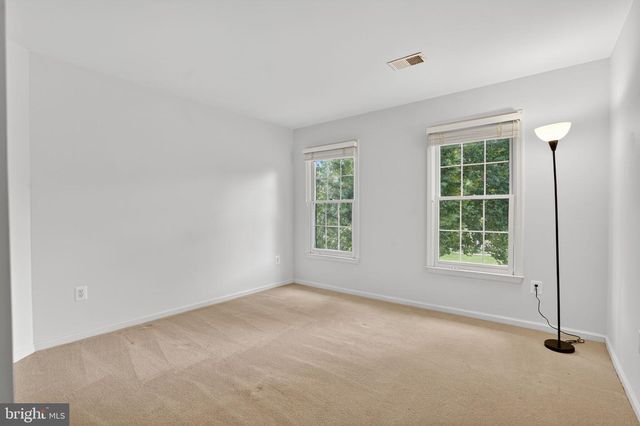 6408 JUMET CT, Fairfax Station, VA 22039