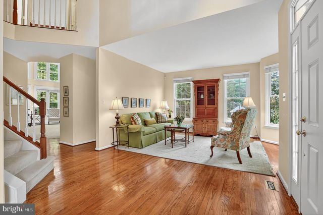 6408 JUMET CT, Fairfax Station, VA 22039