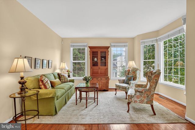 6408 JUMET CT, Fairfax Station, VA 22039