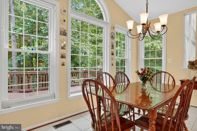 6408 JUMET CT, Fairfax Station, VA 22039