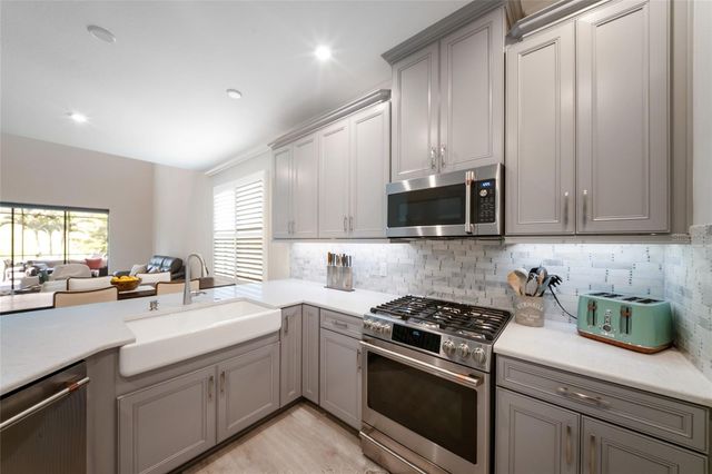 5504 SUMMIT GLEN, Bradenton, FL 34203