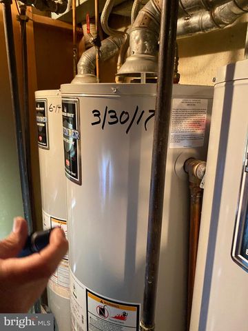 172 BRIDGE ST, Drexel Hill, PA 19026