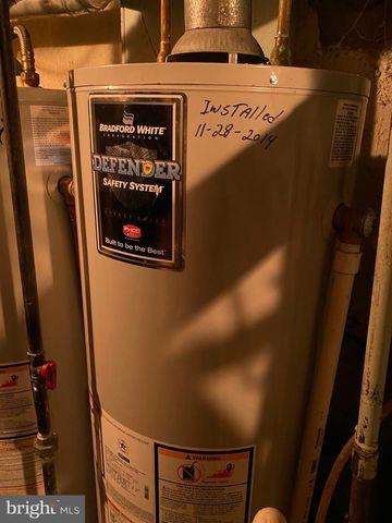 172 BRIDGE ST, Drexel Hill, PA 19026