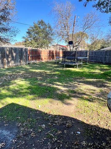 816 Vernon Court, Sanger, TX 76266