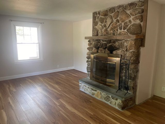 20 Becky Ave, Gardner, MA 01440