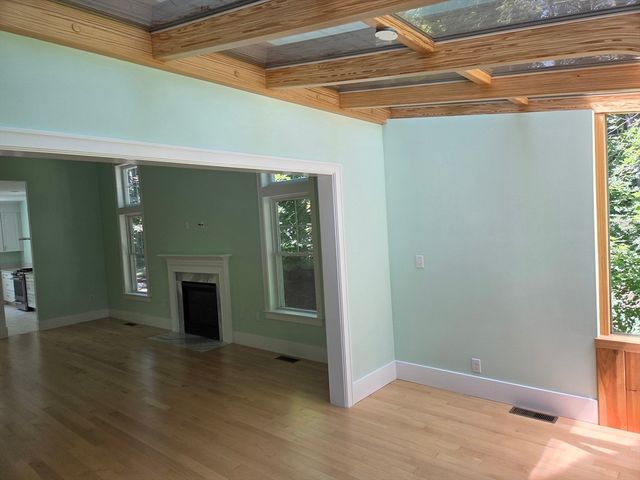 102 Highland St., Concord, MA 01742